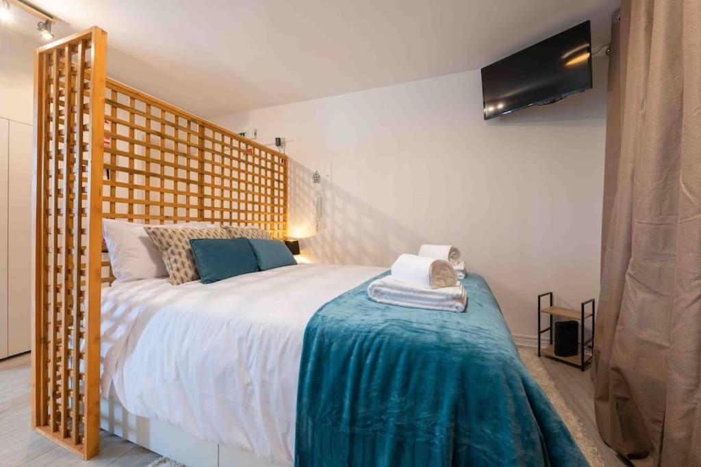 شقة By The Sea III Lido - Com Piscina فونشال المظهر الخارجي الصورة